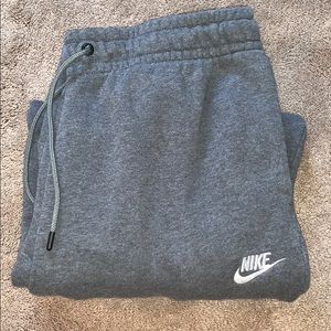 NIKE sweatpants